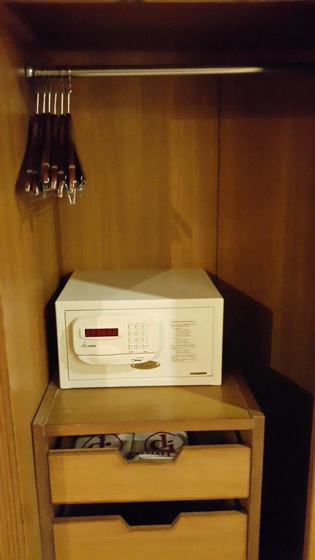 芭堤雅王朝酒店 芭達亞 外观 照片